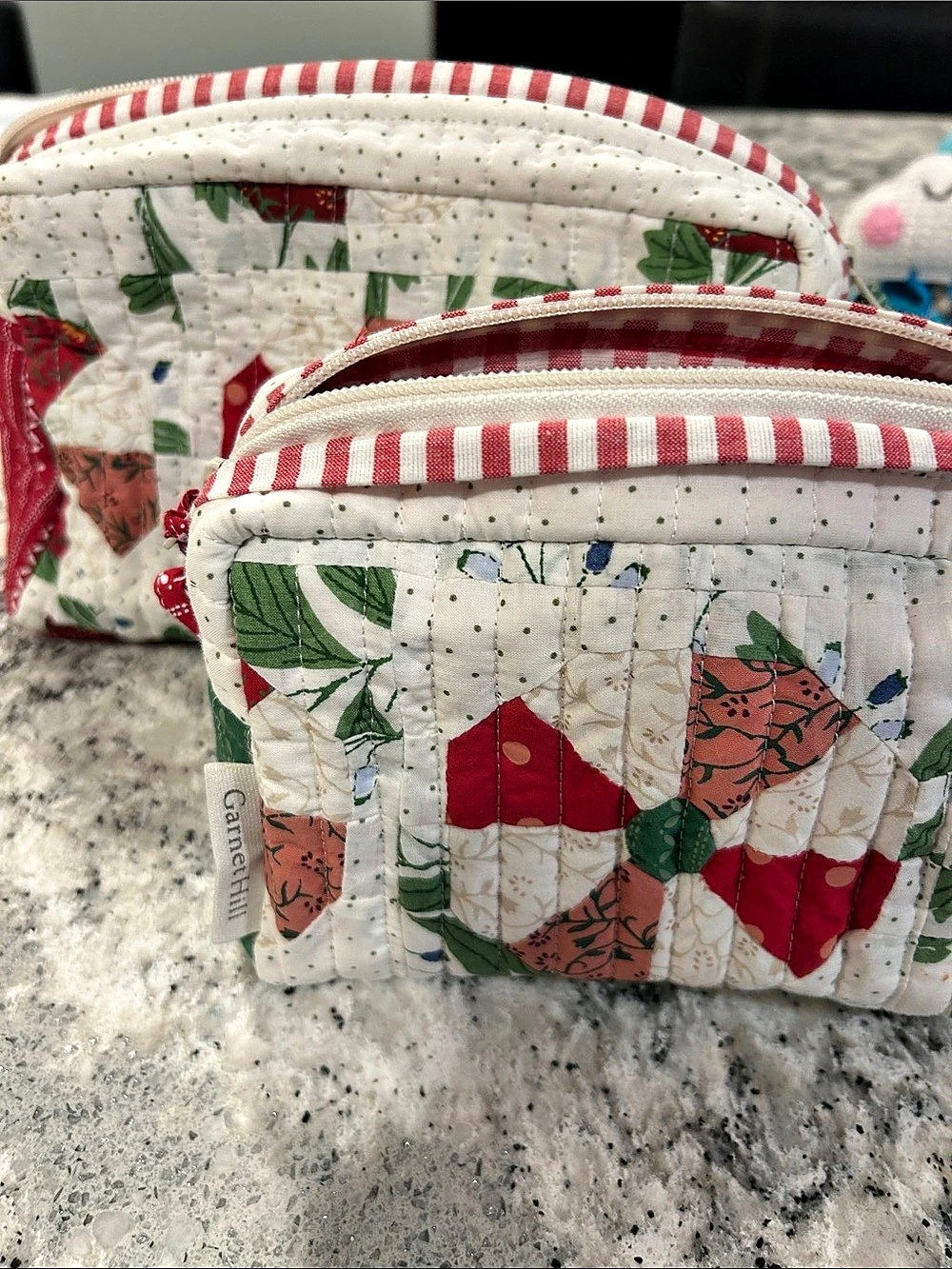 Garnethill Quilted Cosmetic Bag Set in White & Red